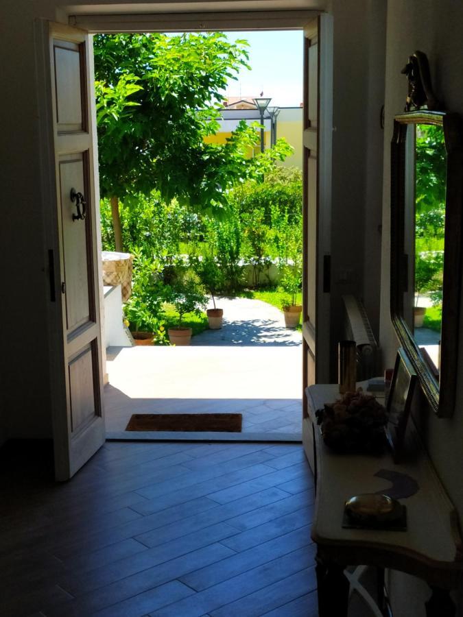 B&B Villa La Bouganville Camaiore Exterior foto